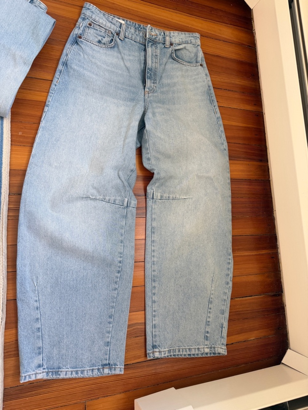 Zara Light Wash Wide Leg Jeans